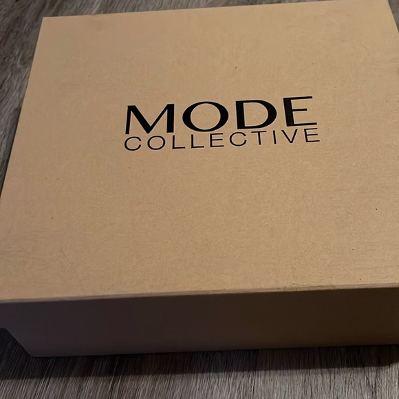 The Mode Collective Alchemy Patent Leather Boots - Picture 9 of 10